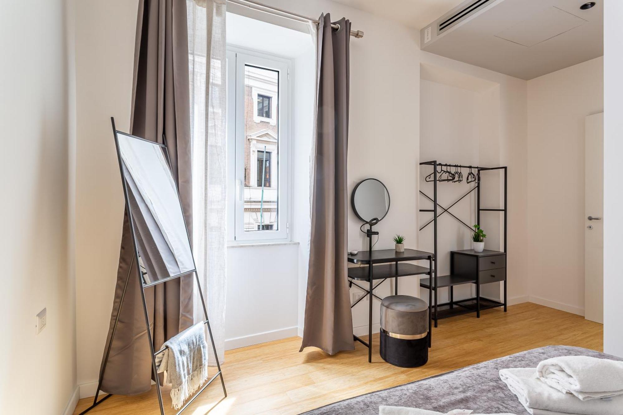 Apartment Iflat Monti Brand New Peaceful Rome