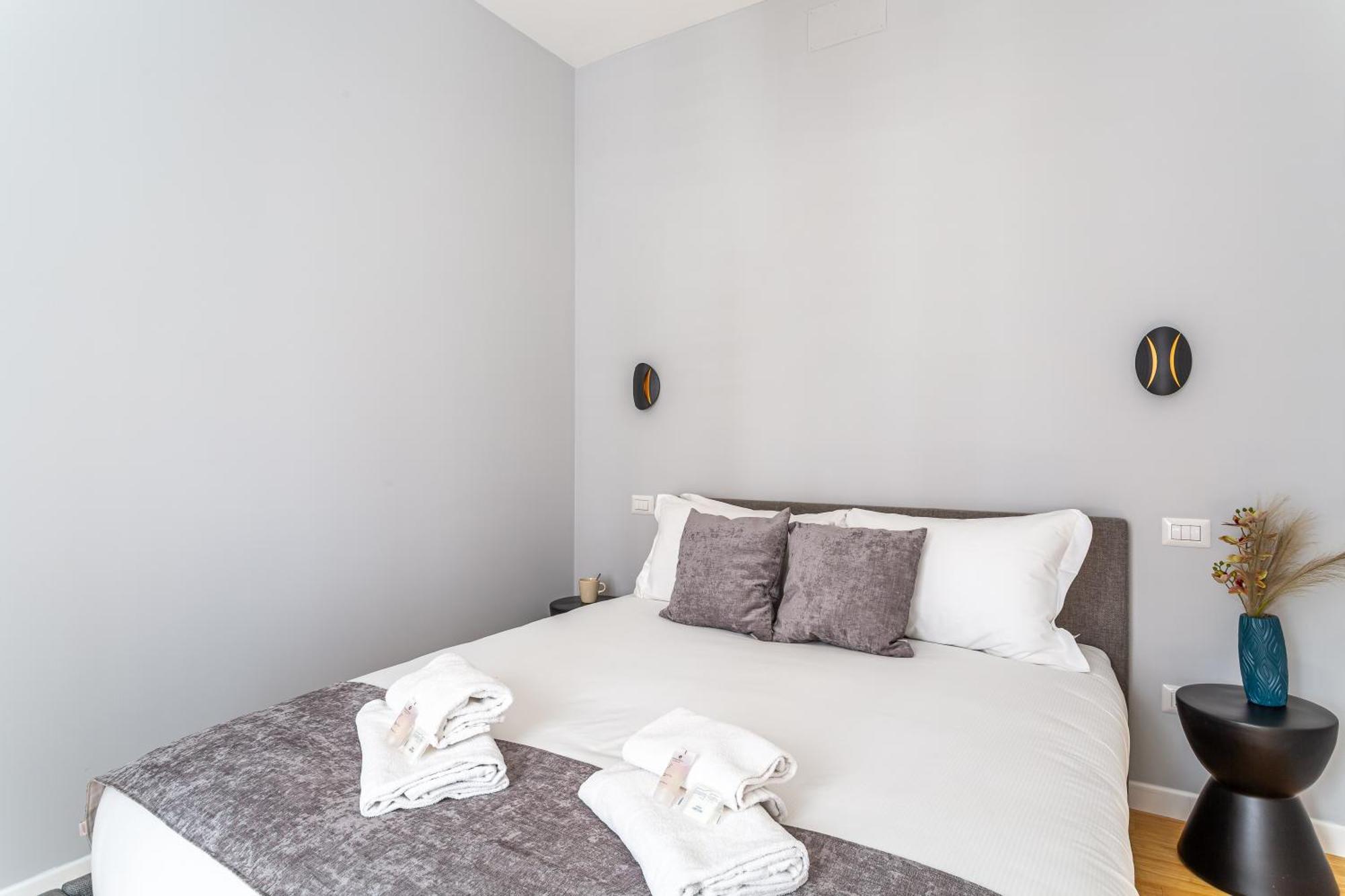 Iflat Monti Brand New Peaceful * Rome